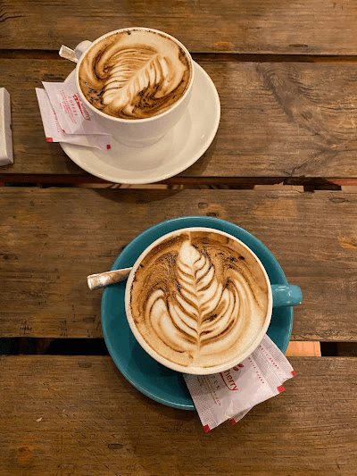 AmPm Cafe and Bar image 2