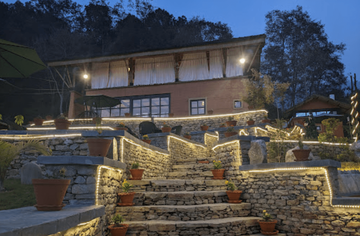 Dekkaido Farm House Onsen image 2
