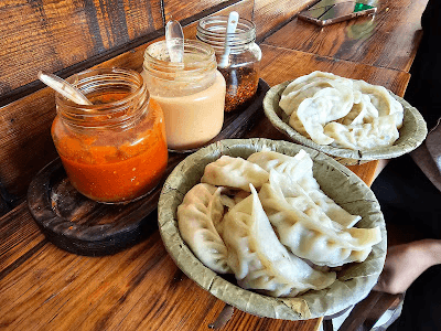 Aambo Momo image 3