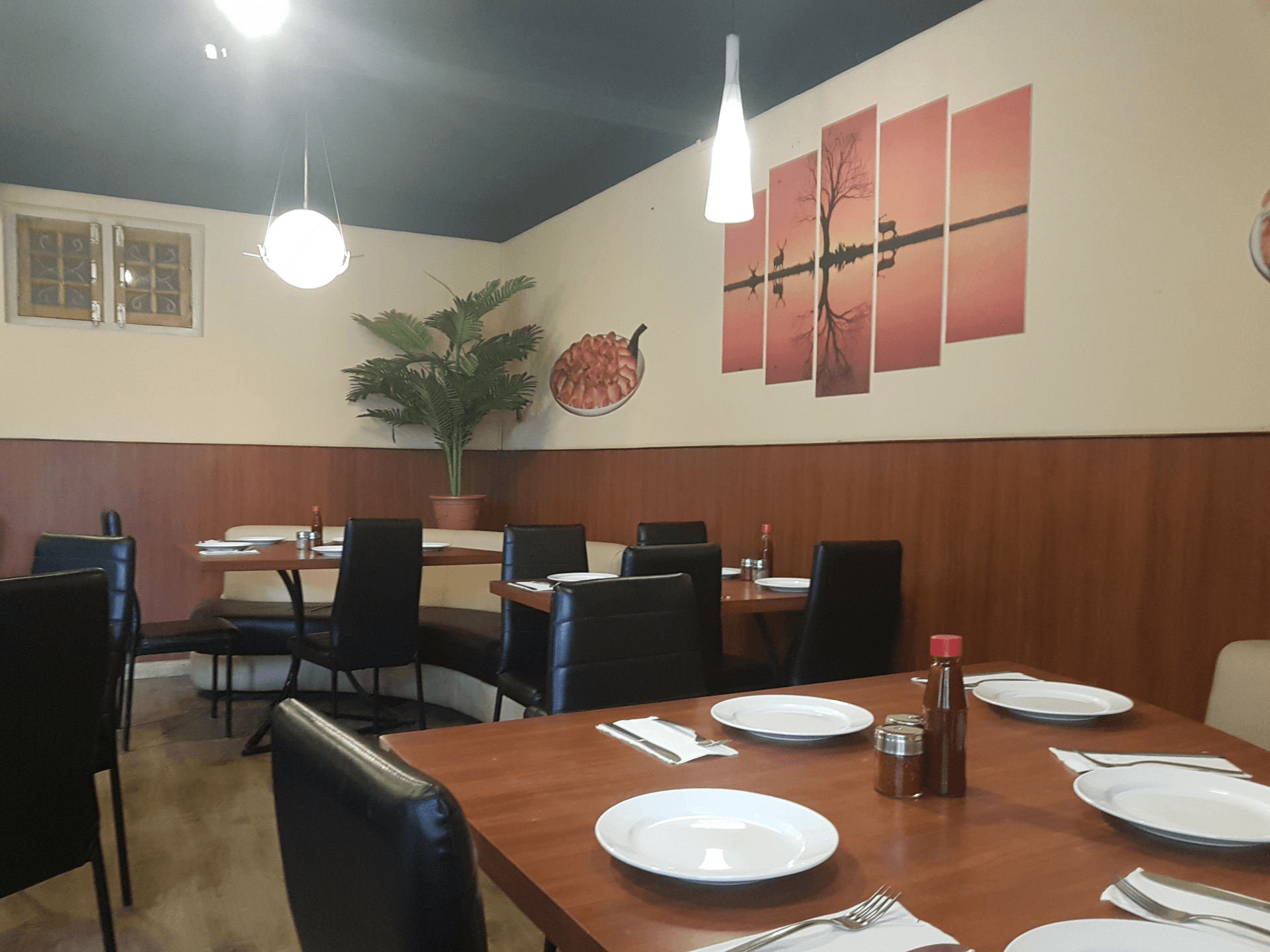 Pizza World image 2