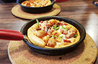 Pizza Hut image 3