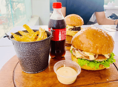 Lama Grill Burger image 2