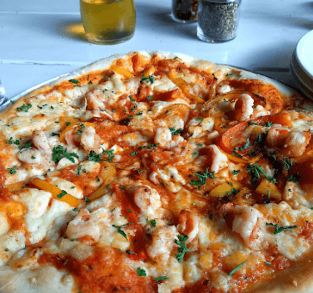Peros Pizza Lazimpat image 3