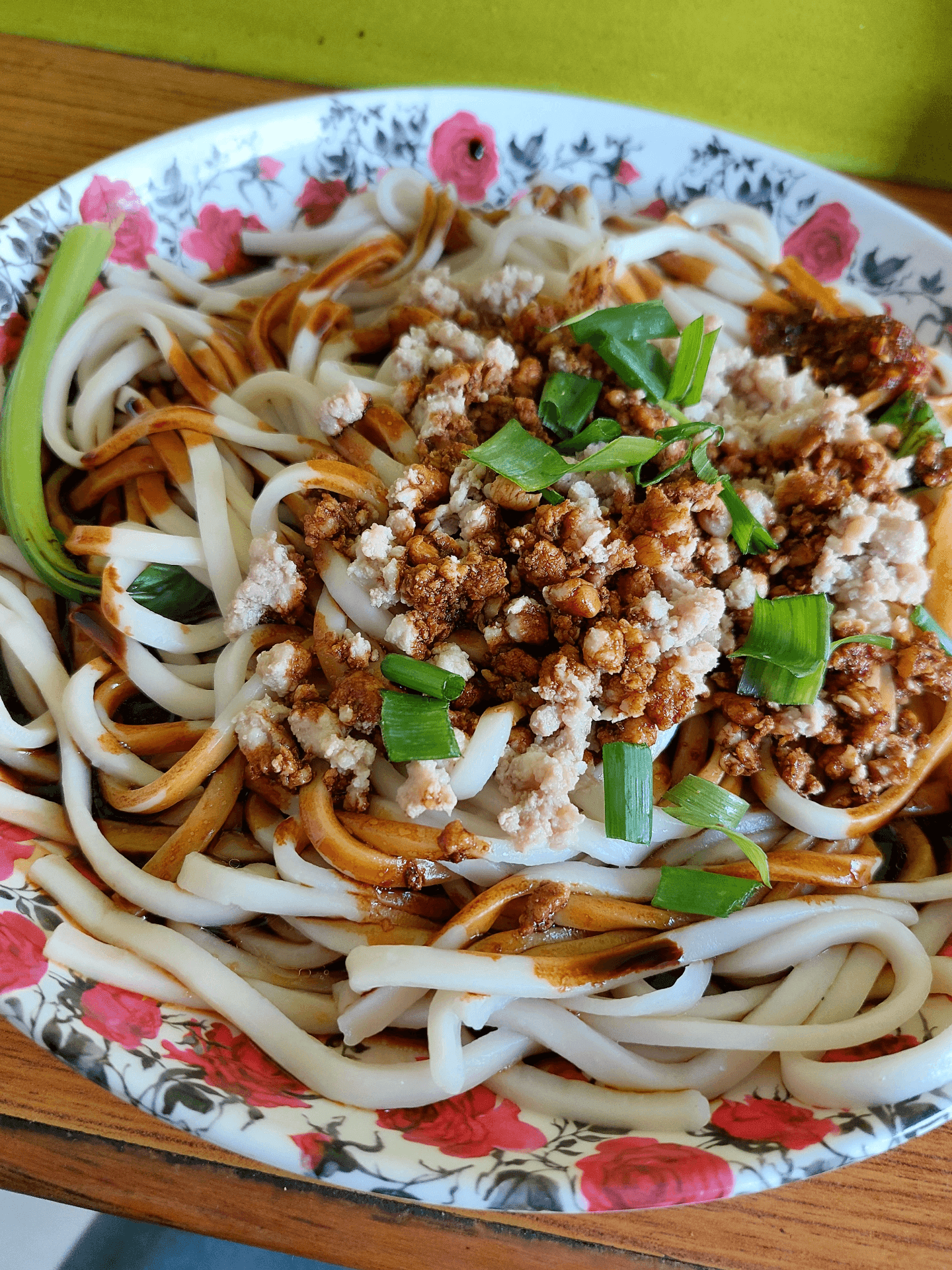 SBM Noodles & Laphing Center image 3