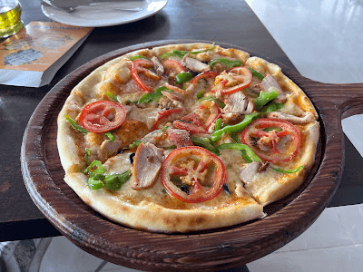 Pepe Pizza Satdobato image 3