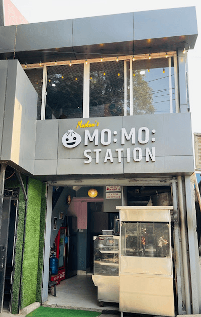 Mo Mo Station image 1