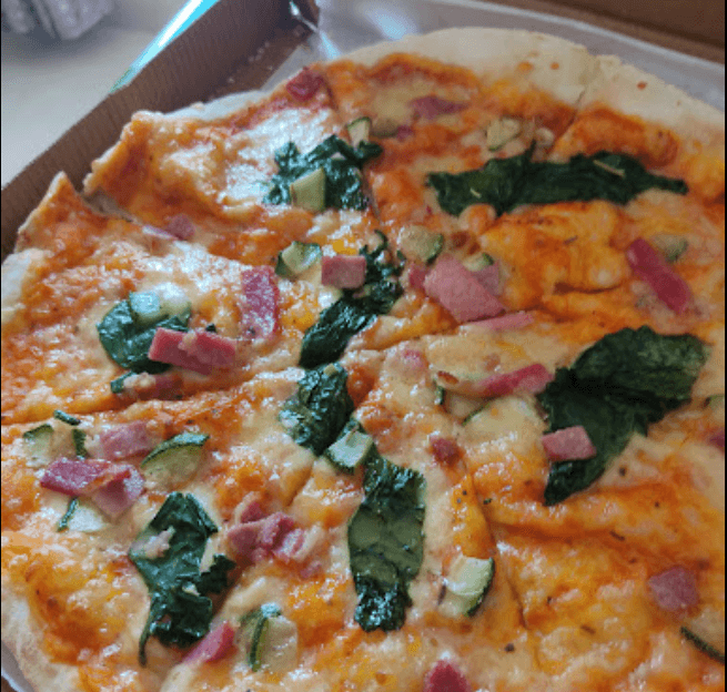 Peros Pizza Lazimpat image 4