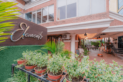 Elements Restaurant & Bar image 5