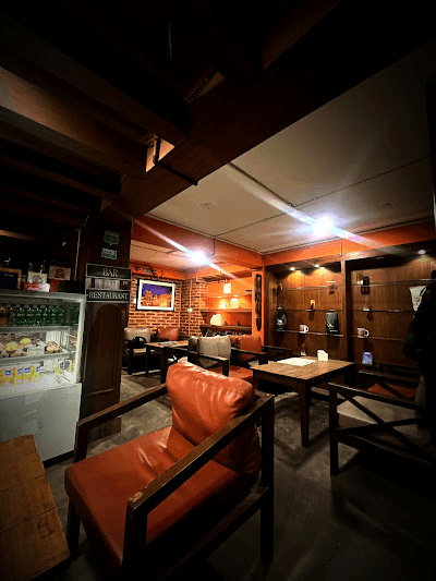 Travellers Bistro image 2