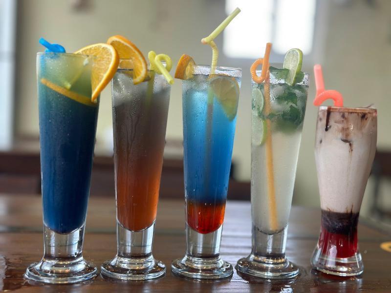 MUNCHIES EATERY AND LOUNGE image 5